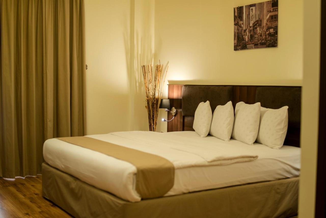 Weekend Hotel & Apartments Muskat Eksteriør bilde
