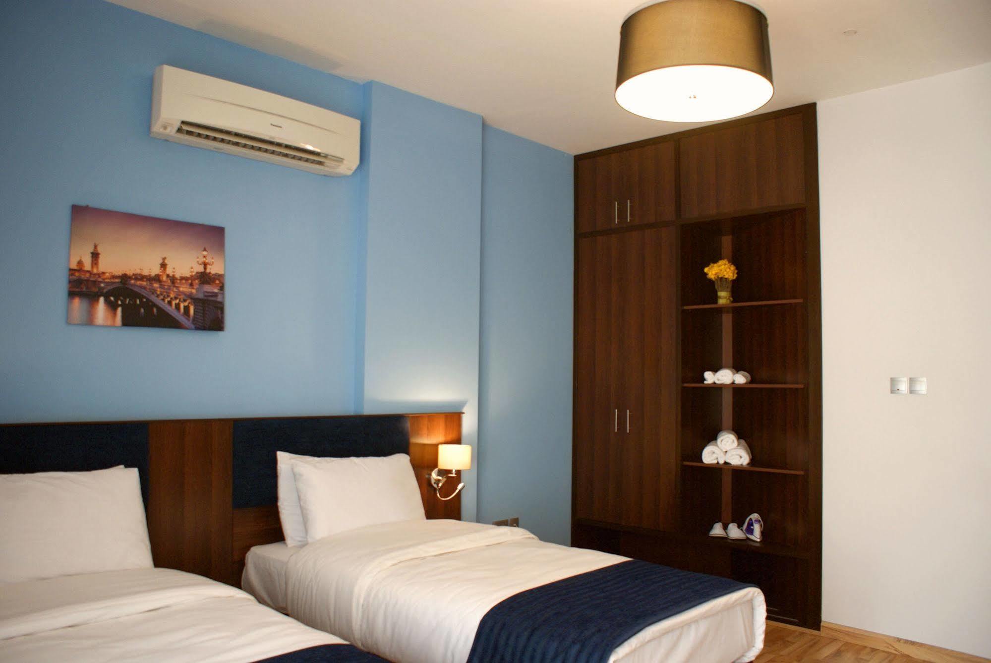 Weekend Hotel & Apartments Muskat Eksteriør bilde